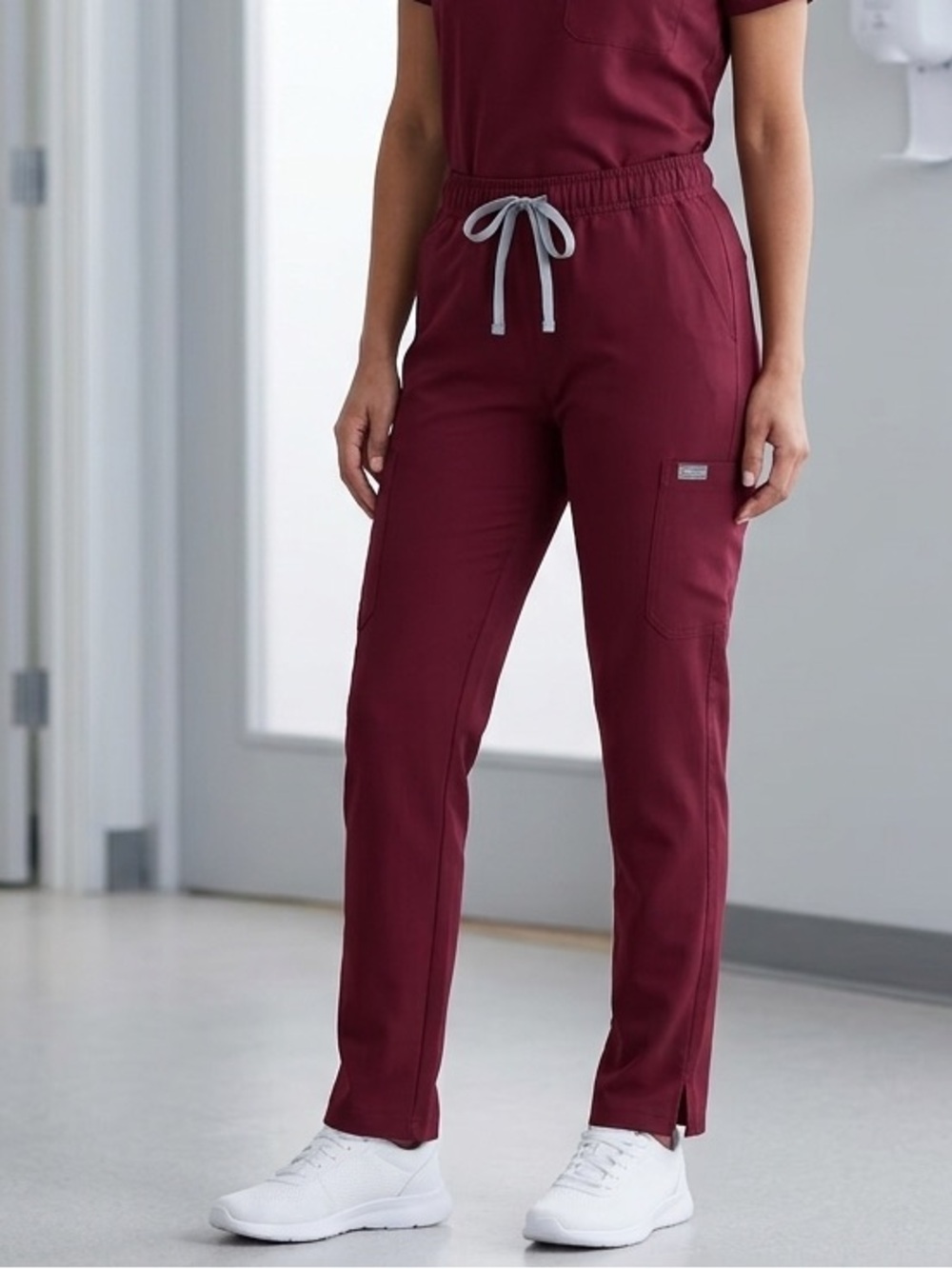 NiaaHinn Burgundy Drawstring Cargo Scrub Pants, Women’s Size Small Maroon Scrubs